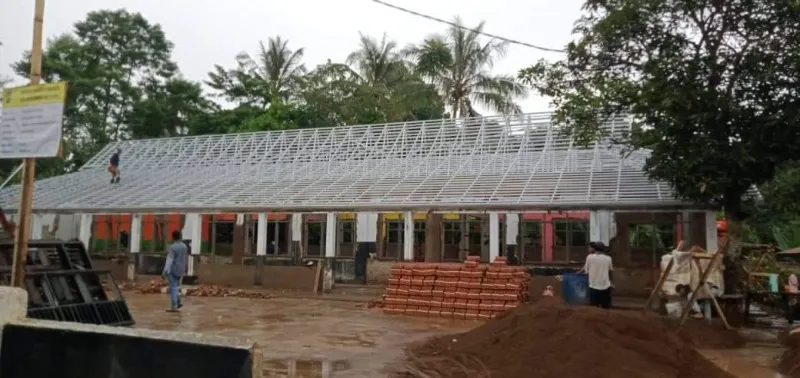 Proyek baja ringan 2