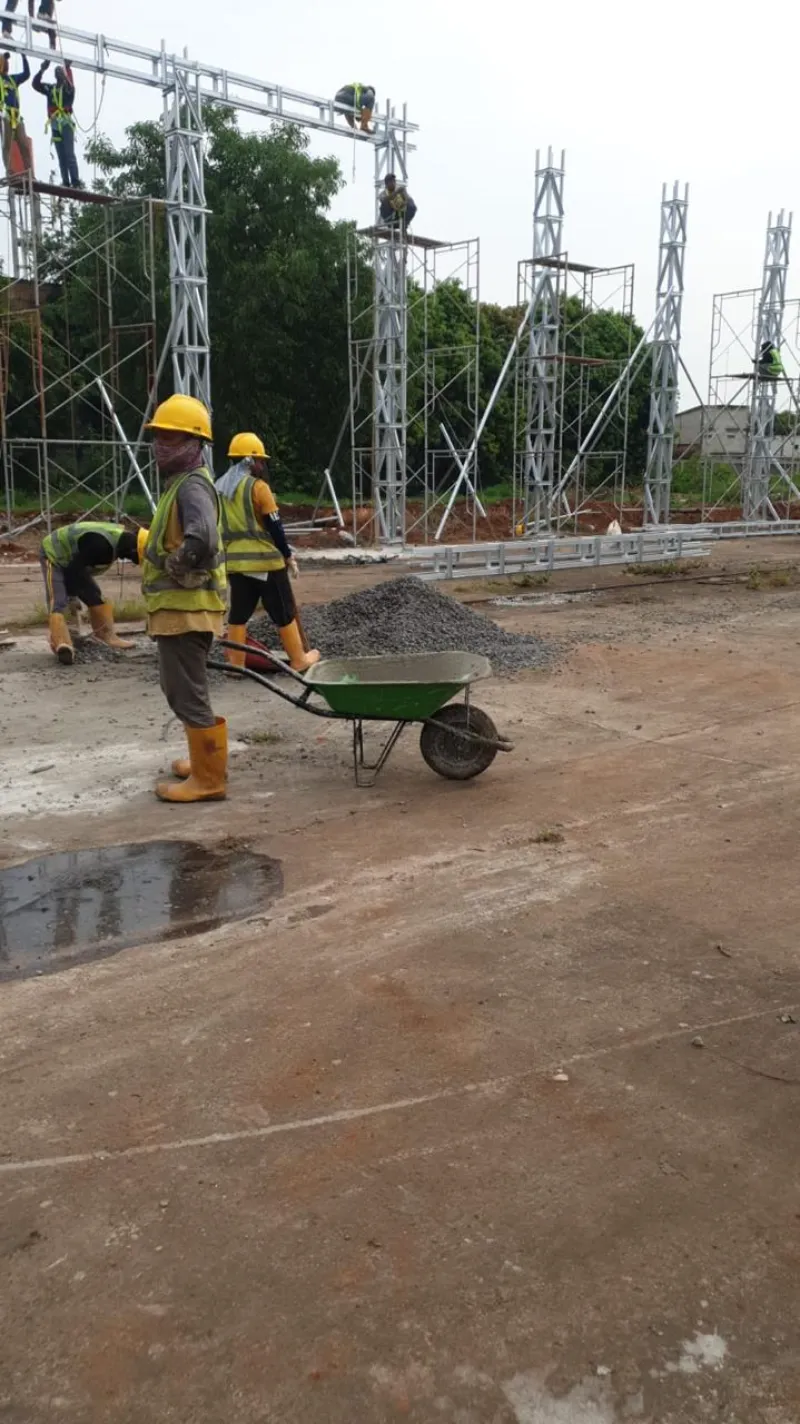 Proyek baja ringan 20