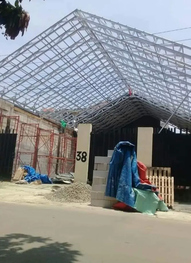 Proyek baja ringan 26